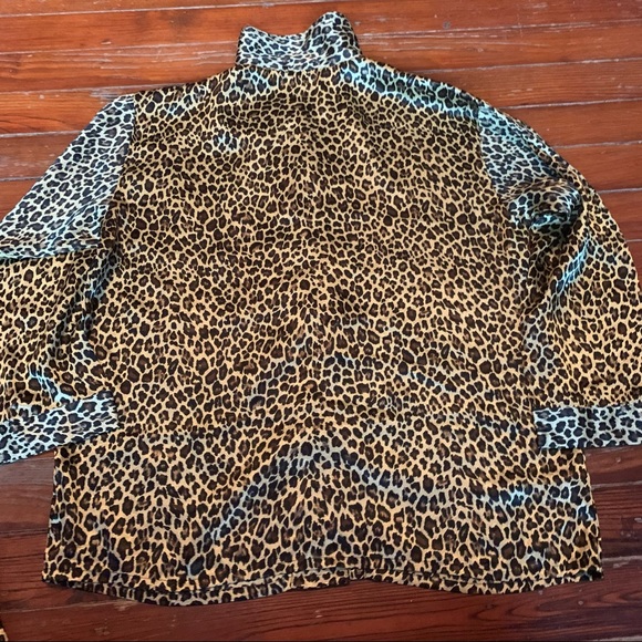 Victoria’s Secret Animal Print Silky Pajamas - Picture 7 of 11